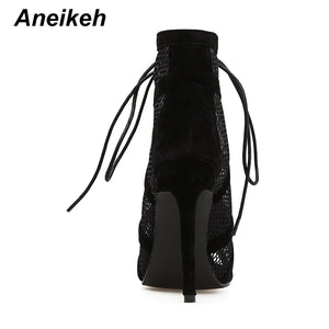 Aneikeh Boots